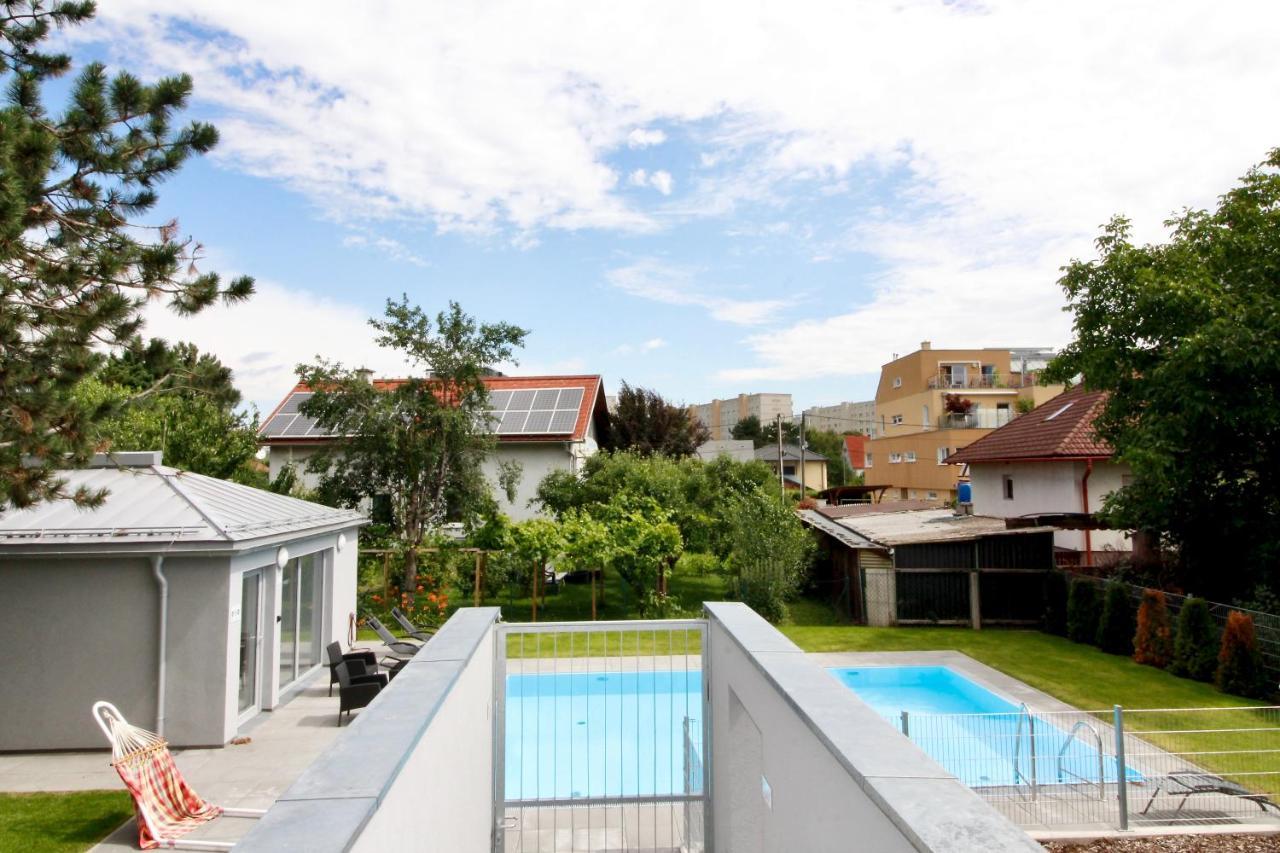 Modern Balcony Apartment With Pool Close To Lake In "Donaustadt" Βιέννη Εξωτερικό φωτογραφία